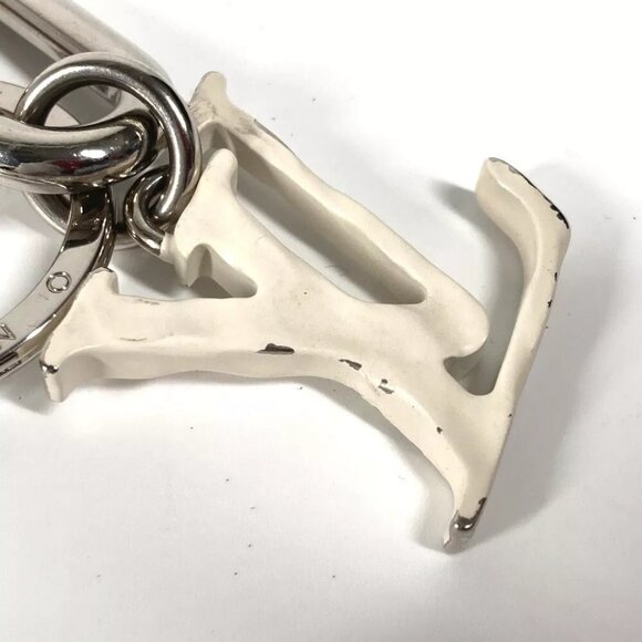 LOUIS VUITTON LV logo with carabiner Portocle-LV Sharp Bag Charm Key Holder - Picture 4 of 12